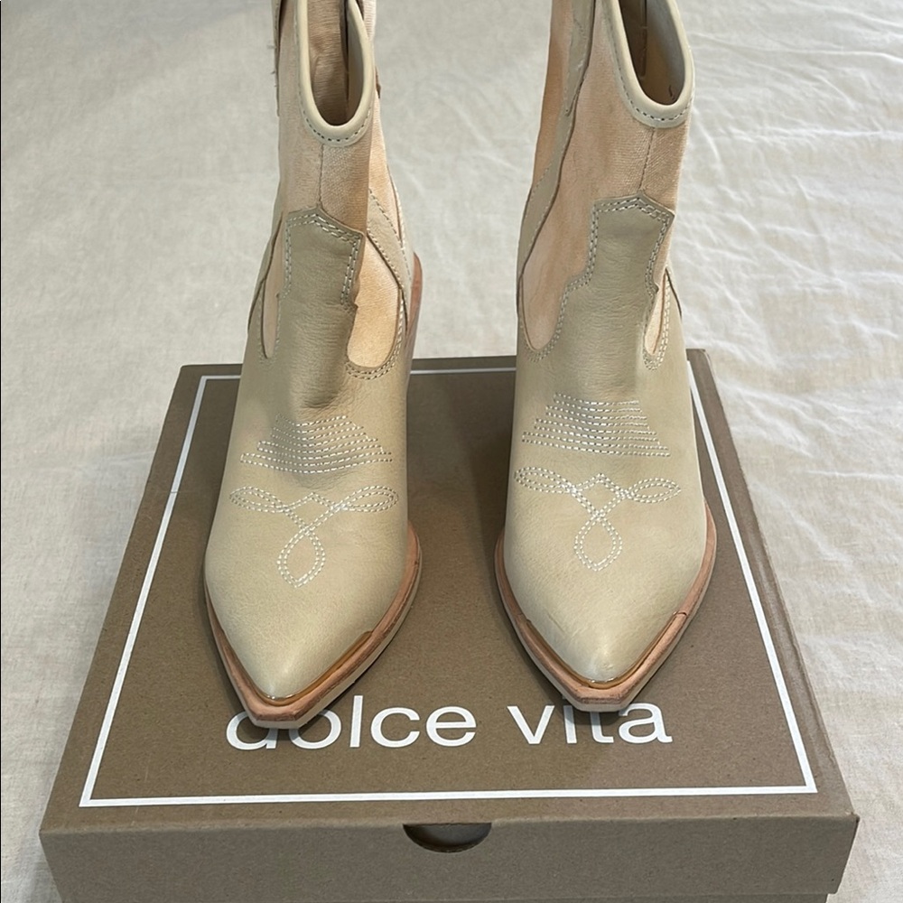 Dolce Vita Tan Heeled Boots with Western Flair